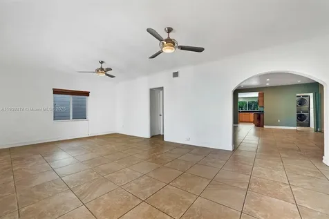 3470 N Meridian Avenue Miami Beach FL 33140
