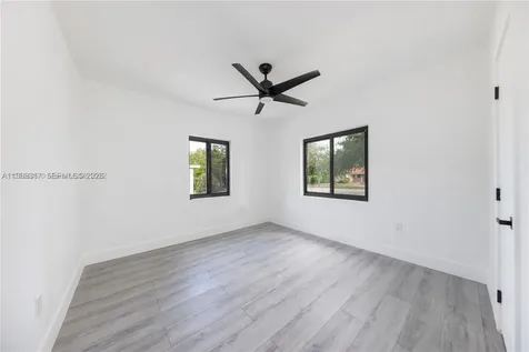271 NW 143rd Street Miami FL 33168