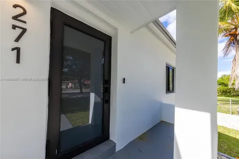 271 NW 143rd Street Miami FL 33168