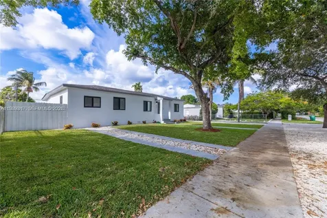 271 NW 143rd Street Miami FL 33168