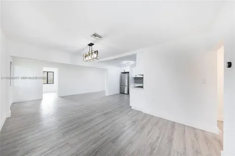 271 NW 143rd Street Miami FL 33168