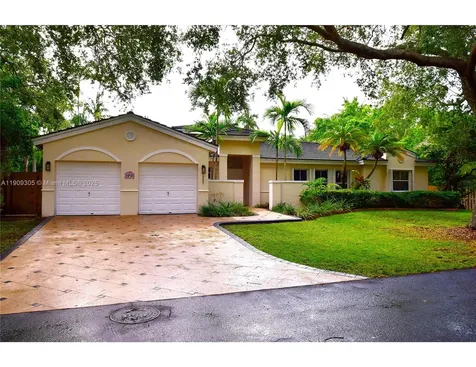 15021 SW 75th Court Palmetto Bay FL 33158