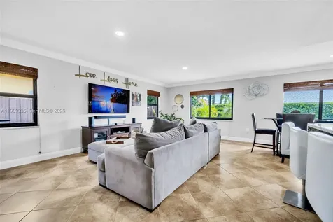 15462 SW 115th Street Miami FL 33196
