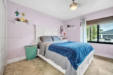 15462 SW 115th Street Miami FL 33196