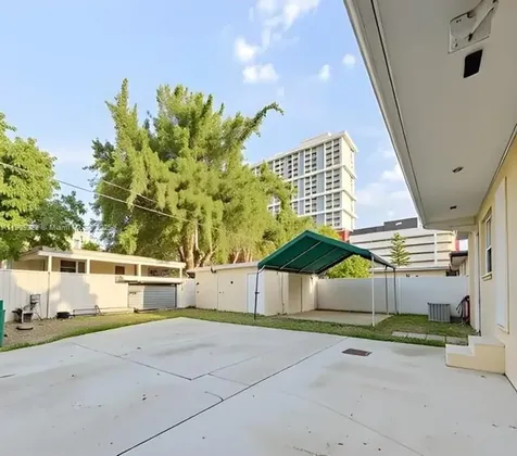 2701 SW 29th Avenue Miami FL 33133