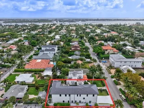 371 E Lakewood Road West Palm Beach FL 33405