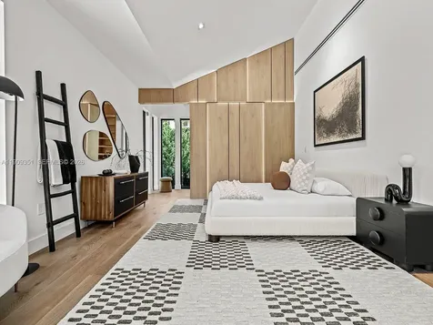 7910 Los Pinos Circle Coral Gables FL 33143