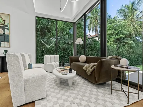 7910 Los Pinos Circle Coral Gables FL 33143