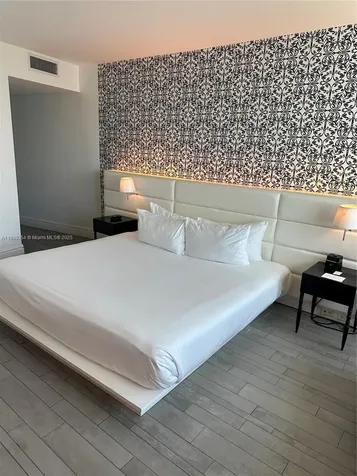 1100 West Avenue Miami Beach FL 33139