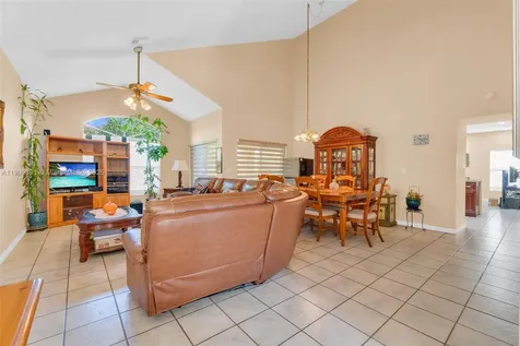 18865 NW 1st Street Pembroke Pines FL 33029