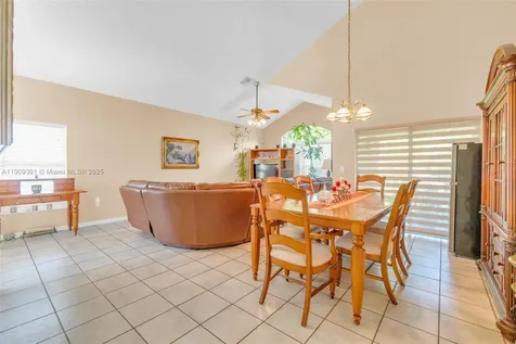 18865 NW 1st Street Pembroke Pines FL 33029