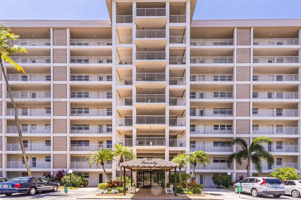 2671 S Course Drive Pompano Beach FL 33069