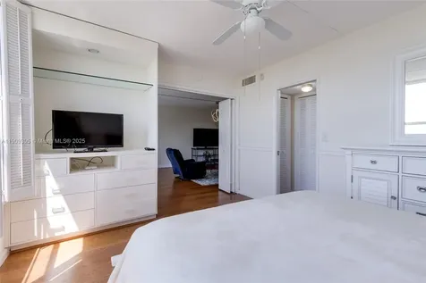 2671 S Course Drive Pompano Beach FL 33069