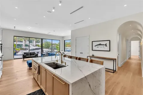 13045 Coronado Terrace North Miami FL 33181