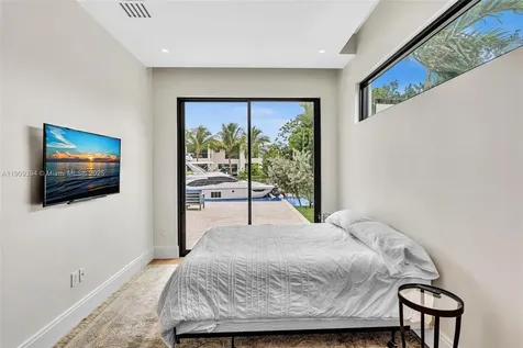 13045 Coronado Terrace North Miami FL 33181