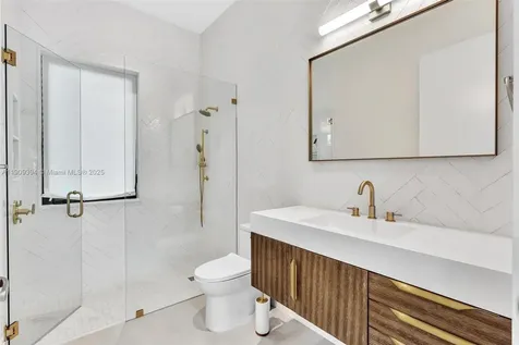 13045 Coronado Terrace North Miami FL 33181
