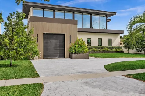13045 Coronado Terrace North Miami FL 33181