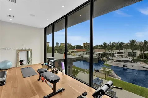 13045 Coronado Terrace North Miami FL 33181