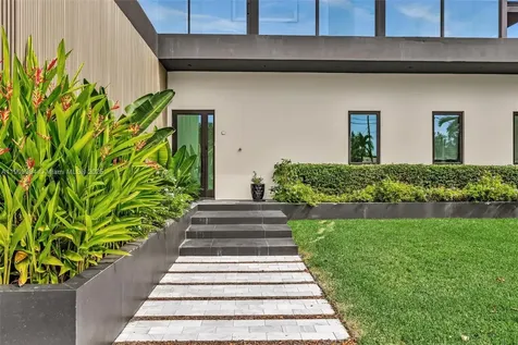 13045 Coronado Terrace North Miami FL 33181