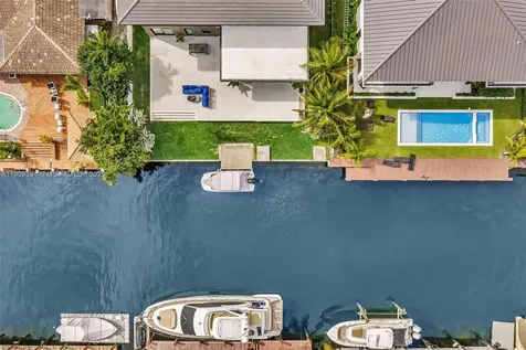 13045 Coronado Terrace North Miami FL 33181