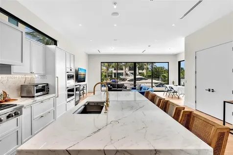 13045 Coronado Terrace North Miami FL 33181