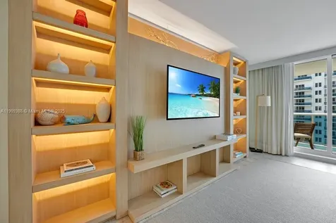 102 24th Street Miami Beach FL 33139
