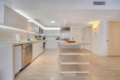 102 24th Street Miami Beach FL 33139