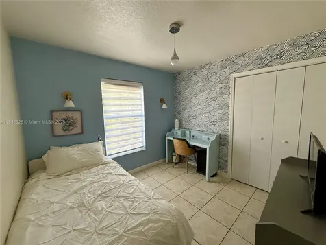 150 Peace Avenue Key Largo FL 33037