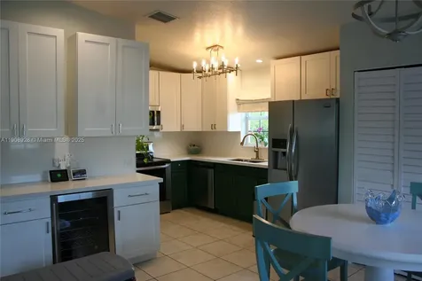 150 Peace Avenue Key Largo FL 33037