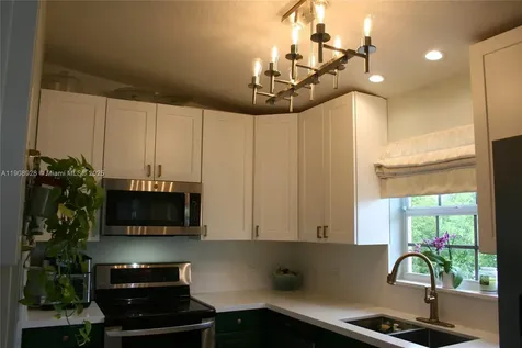 150 Peace Avenue Key Largo FL 33037