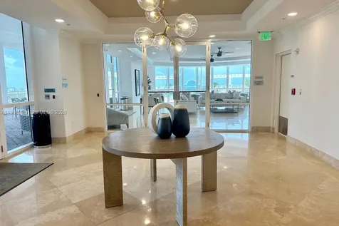 511 SE 5th Avenue Fort Lauderdale FL 33301
