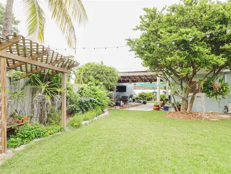 160 Ridge Street Tavernier FL 33070