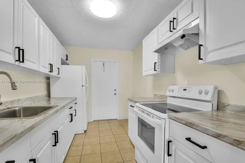 18947 NW 45th Avenue Miami Gardens FL 33055