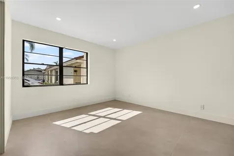 6243 NW 171st Street Hialeah FL 33015
