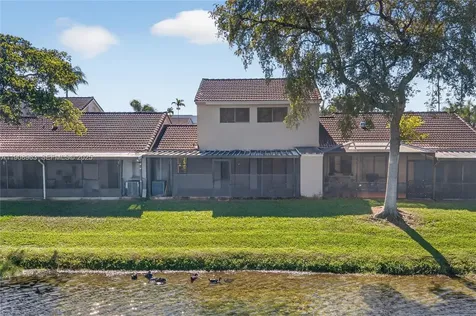 6243 NW 171st Street Hialeah FL 33015