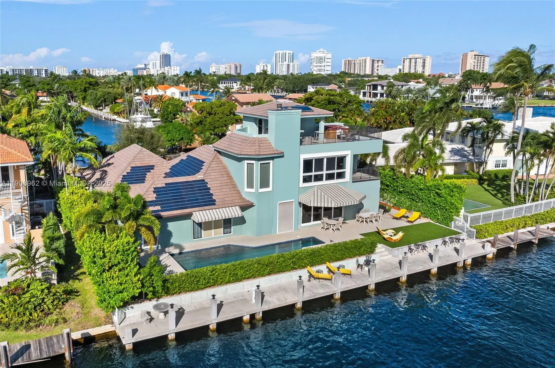 70 Bay Colony Lane Fort Lauderdale FL 33308