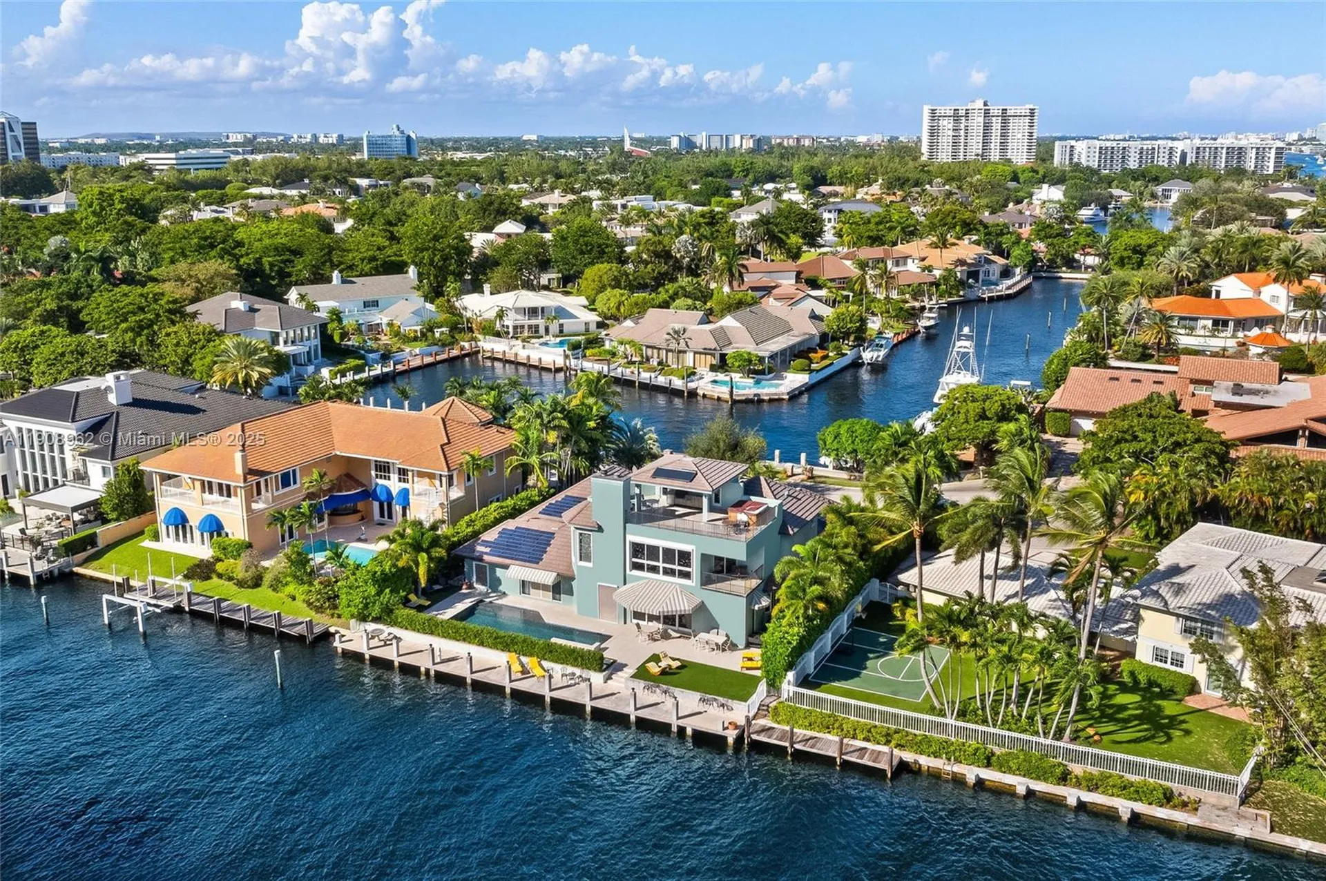 70 Bay Colony Lane Fort Lauderdale FL 33308