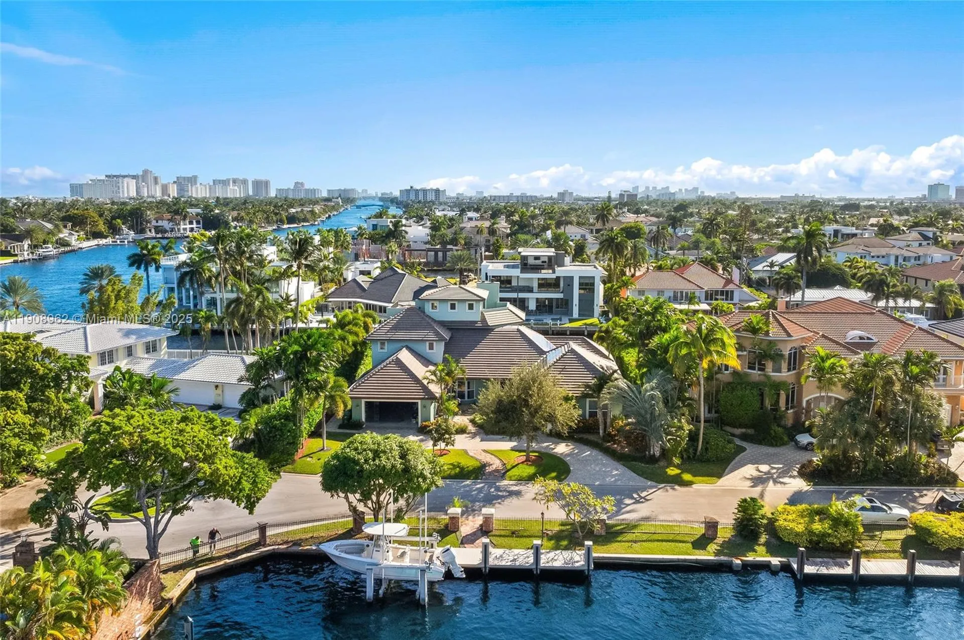 70 Bay Colony Lane Fort Lauderdale FL 33308