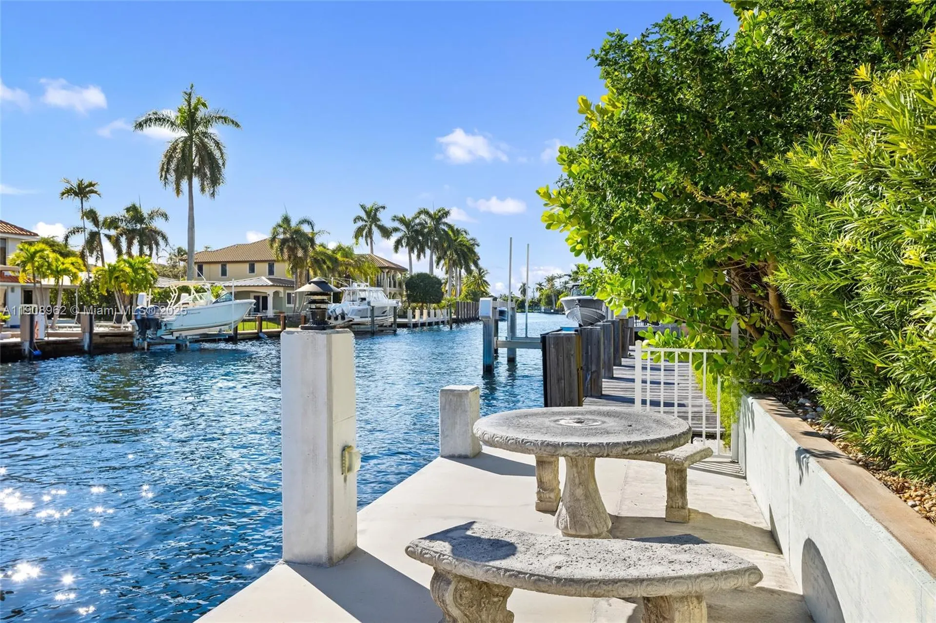 70 Bay Colony Lane Fort Lauderdale FL 33308