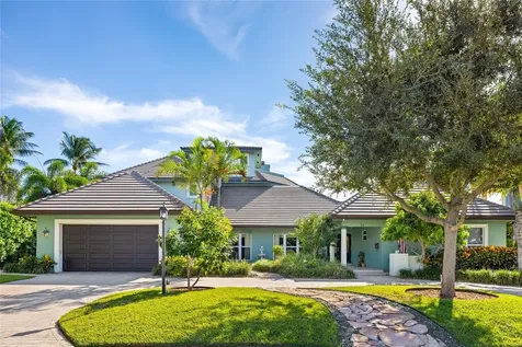 70 Bay Colony Lane Fort Lauderdale FL 33308