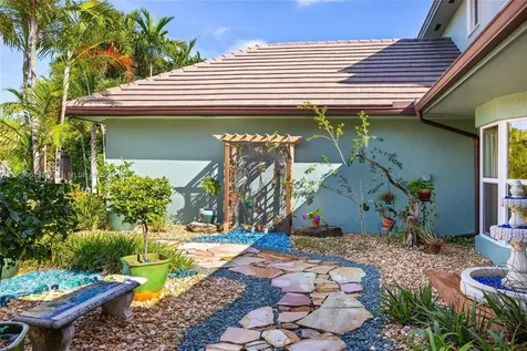70 Bay Colony Lane Fort Lauderdale FL 33308