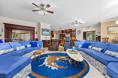 70 Bay Colony Lane Fort Lauderdale FL 33308