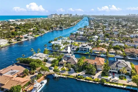 70 Bay Colony Lane Fort Lauderdale FL 33308