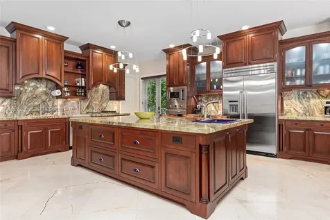 70 Bay Colony Lane Fort Lauderdale FL 33308