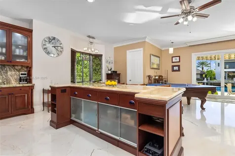 70 Bay Colony Lane Fort Lauderdale FL 33308
