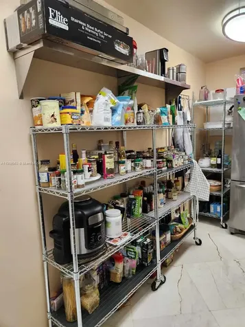 70 Bay Colony Lane Fort Lauderdale FL 33308