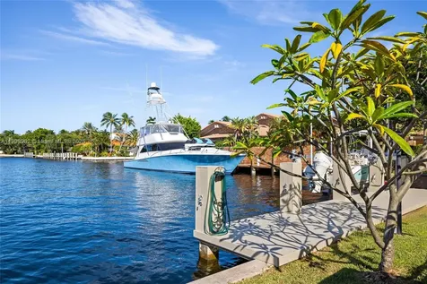 70 Bay Colony Lane Fort Lauderdale FL 33308