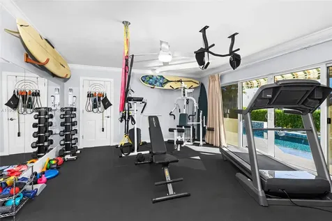 70 Bay Colony Lane Fort Lauderdale FL 33308