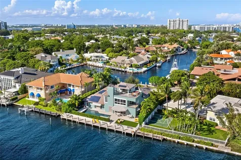 70 Bay Colony Lane Fort Lauderdale FL 33308