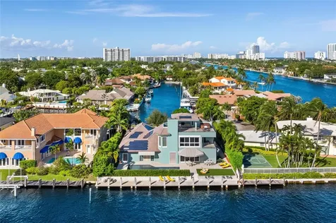 70 Bay Colony Lane Fort Lauderdale FL 33308